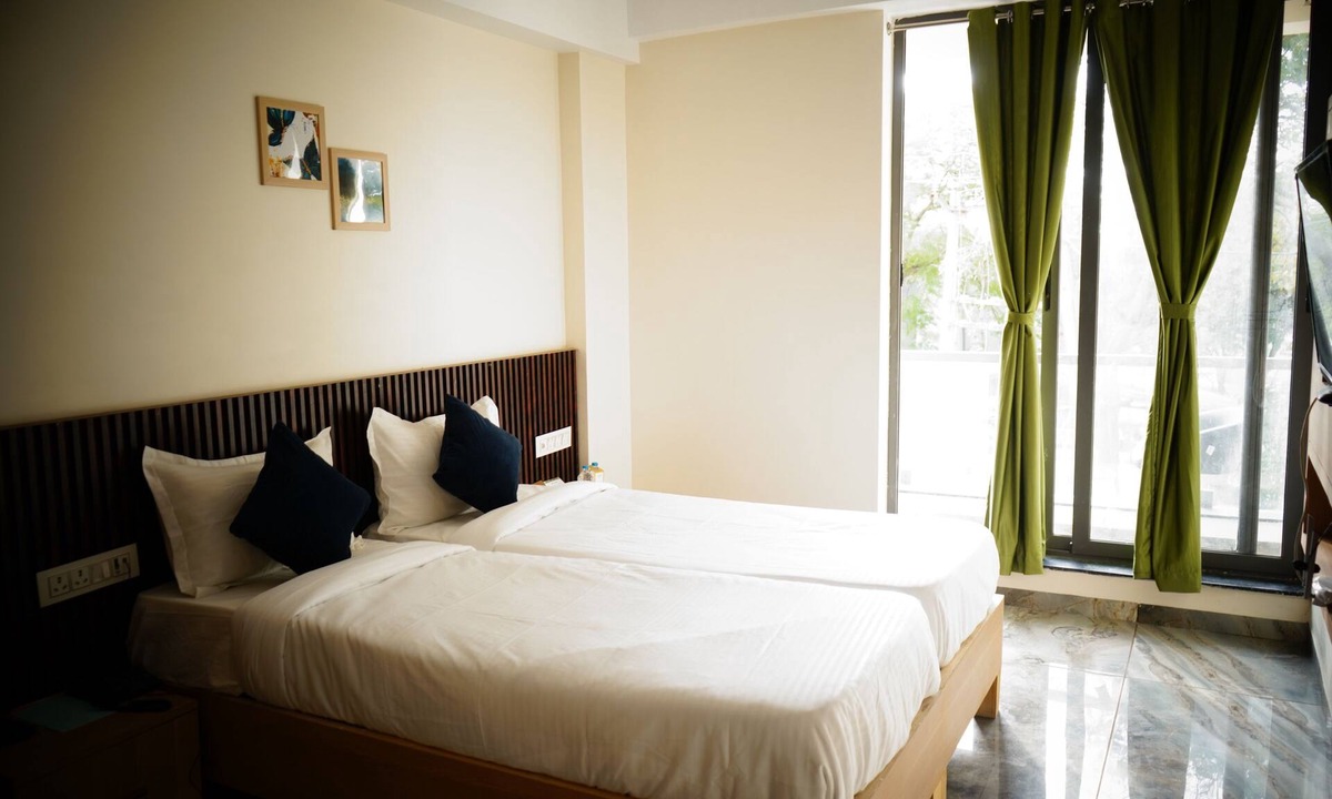 Dahej Hotel | Signum Cityscape landmark Dahej