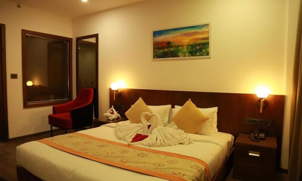 Thalassery Hotel | SKY PENTA RESIDENCY