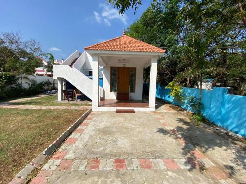 Covelong House | SNB Resort ECR
