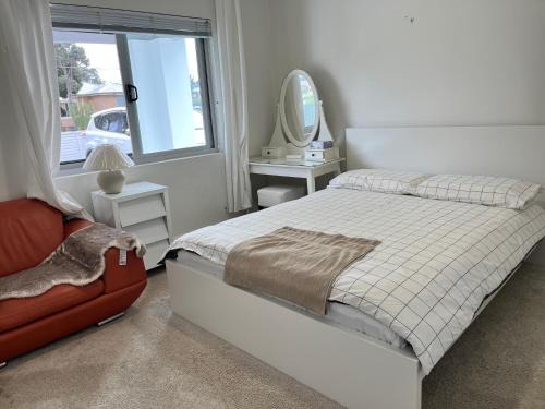 Brighton-le-Sands House | South bay Beach and AirPort