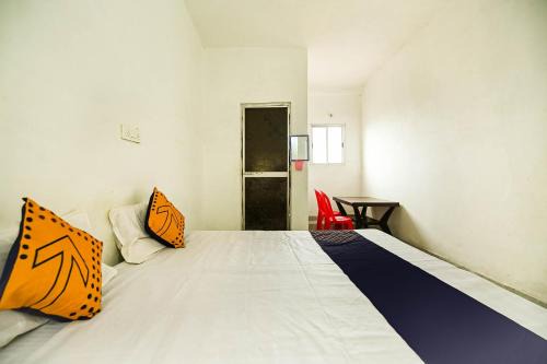 Sihora Hotel | SPOT ON by OYO Krishna Market And Lodge