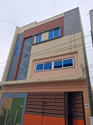 Tiruvannamalai House | Sri Murugan Homestay Living