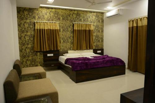 Gondia Hotel | Sri Shivam Hotel