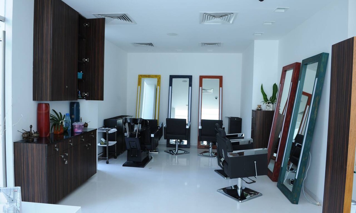 Bangalore City Center Hotel | SRS Springs Hotel & Spa