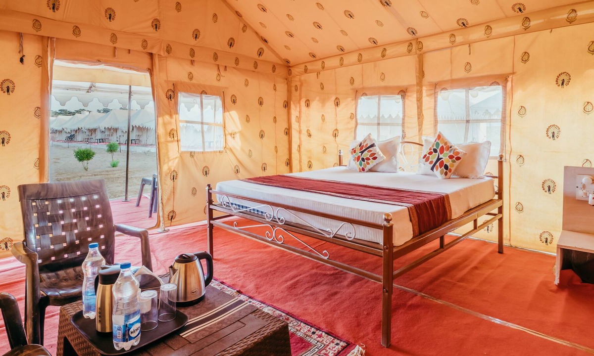 Sam Other | Star desert camp