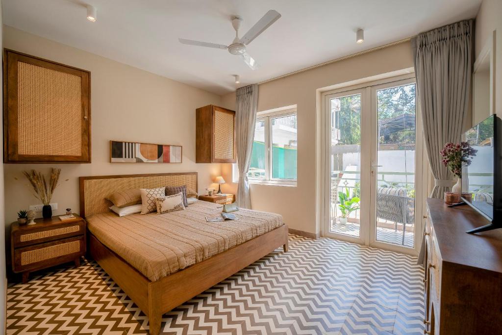 Verem Apartment | Staymaster Solintra - Serviced Apartment with Pool, Gym & Balcony in Nerul