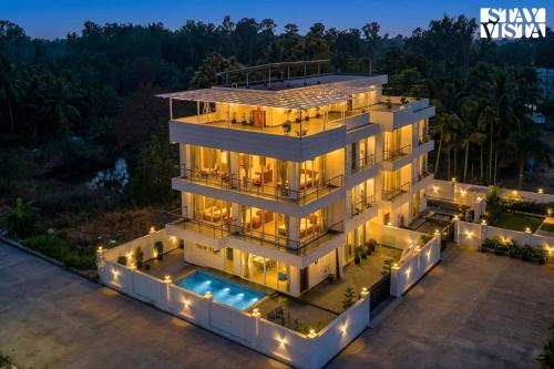 Lonavala Villa | StayVista at Villa Solasta with BBQ and Swimming Pool