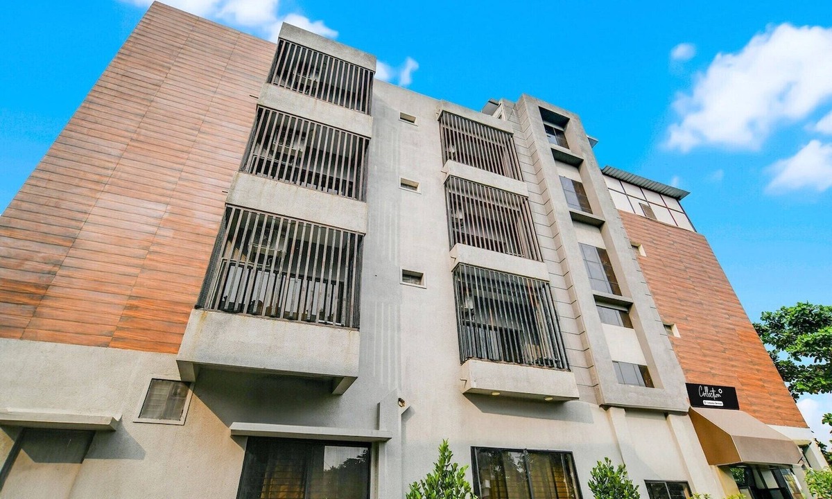 Indore House | Super Collection O Indore Near Omax City 1