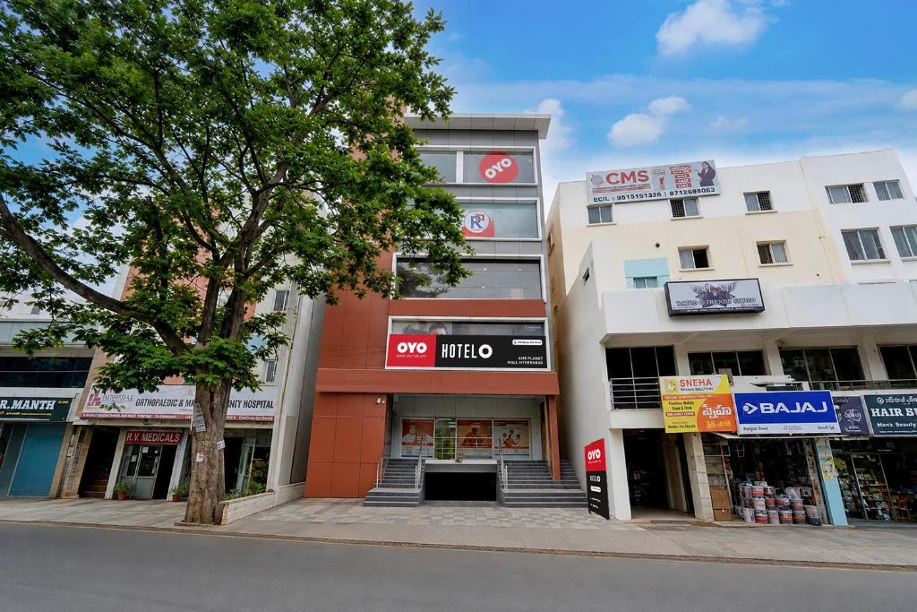 Hyderabad Hotel | Super Hotel O AMR Planet Mall Hyderabad Formerly R Square