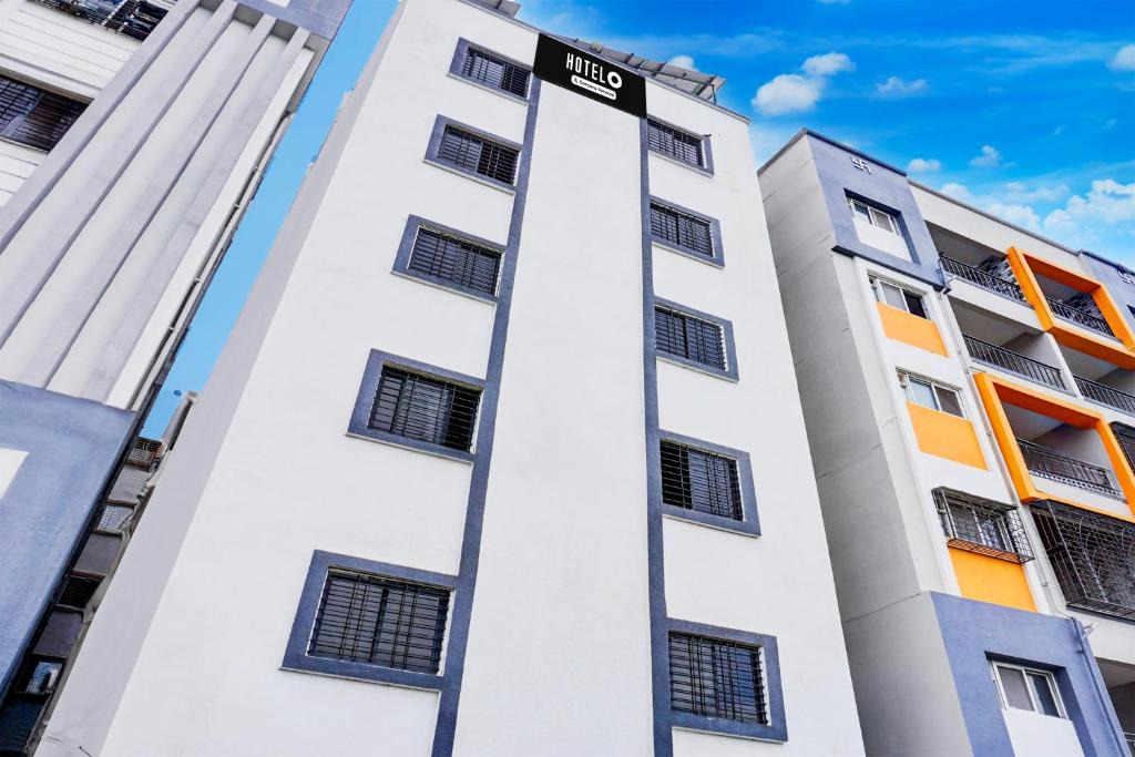 Pune Hotel | Super Hotel O Manjari Road