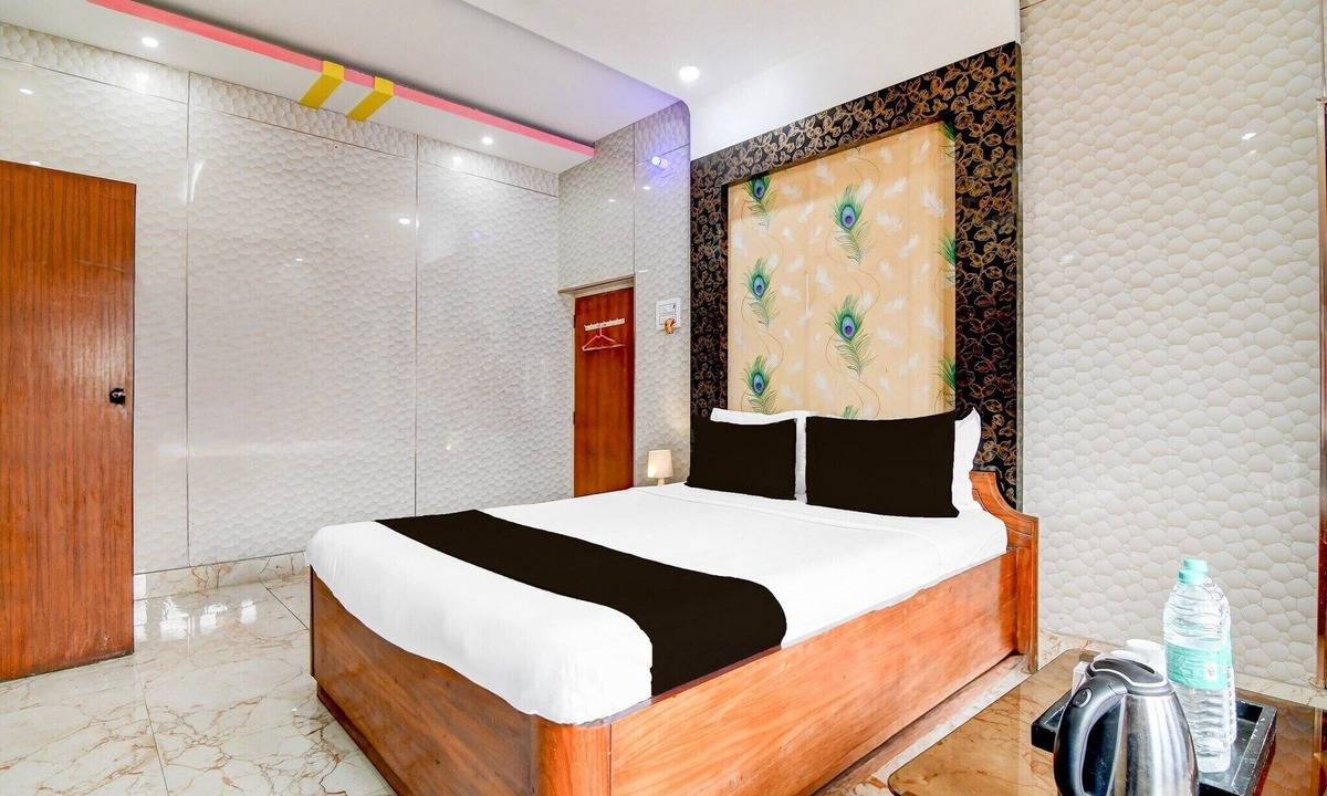 Shrirampur House | Super Hotel O Serampore