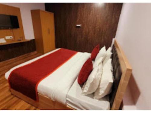 Mathura Hotel | Swaswtik Resort