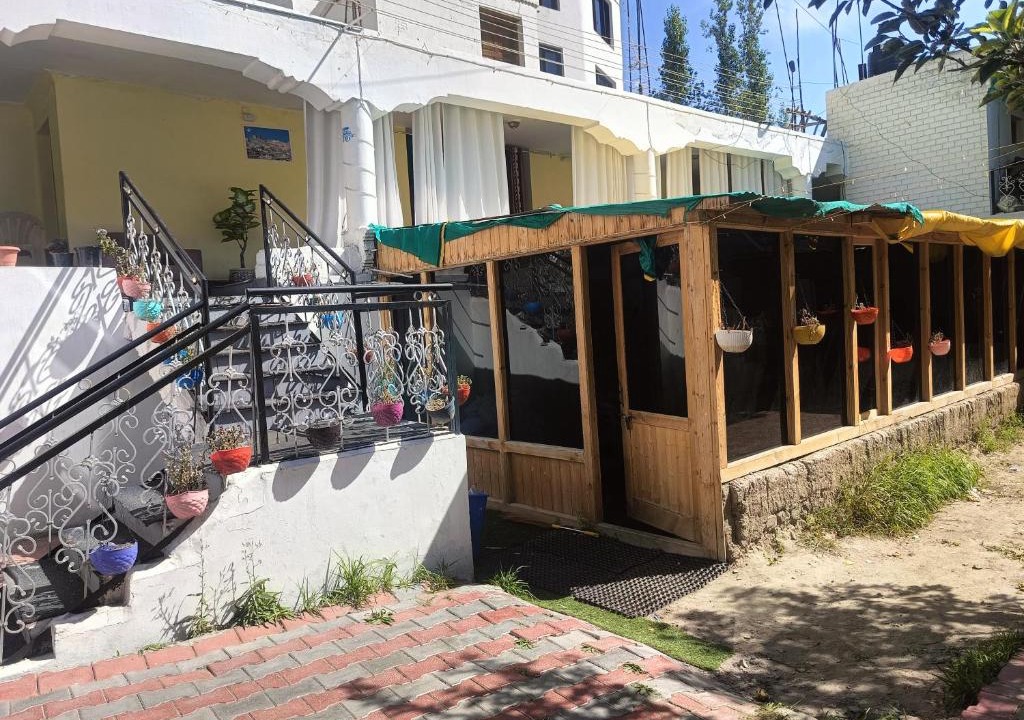 Leh House | T- Suru