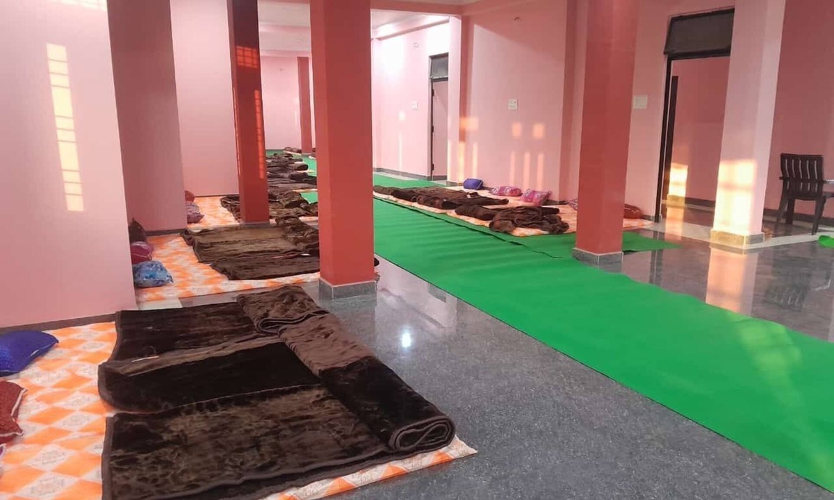 Jhusi Hostel | TAT Stays
