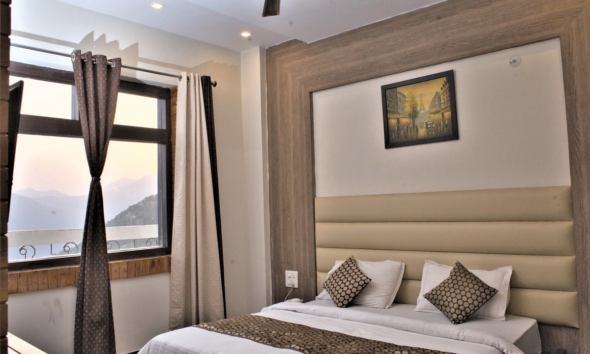 Arogi Hotel | Tavisha Kanatal Hills Chamba