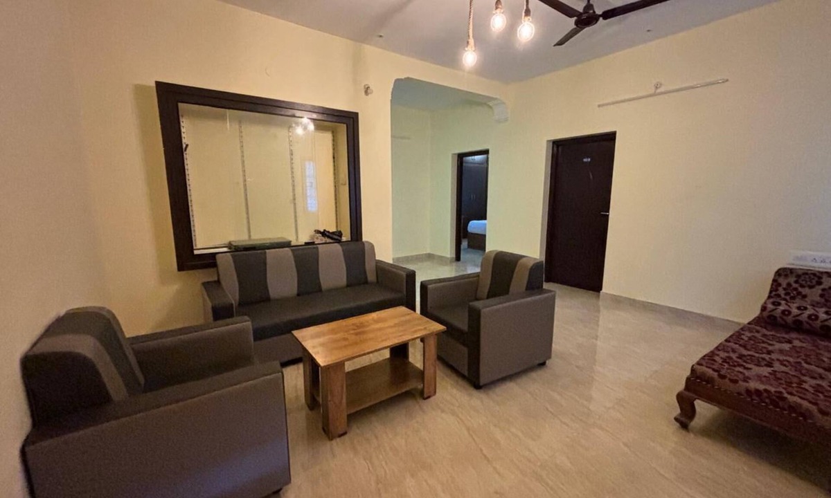 Palayankottai Hotel | Thamira Residency