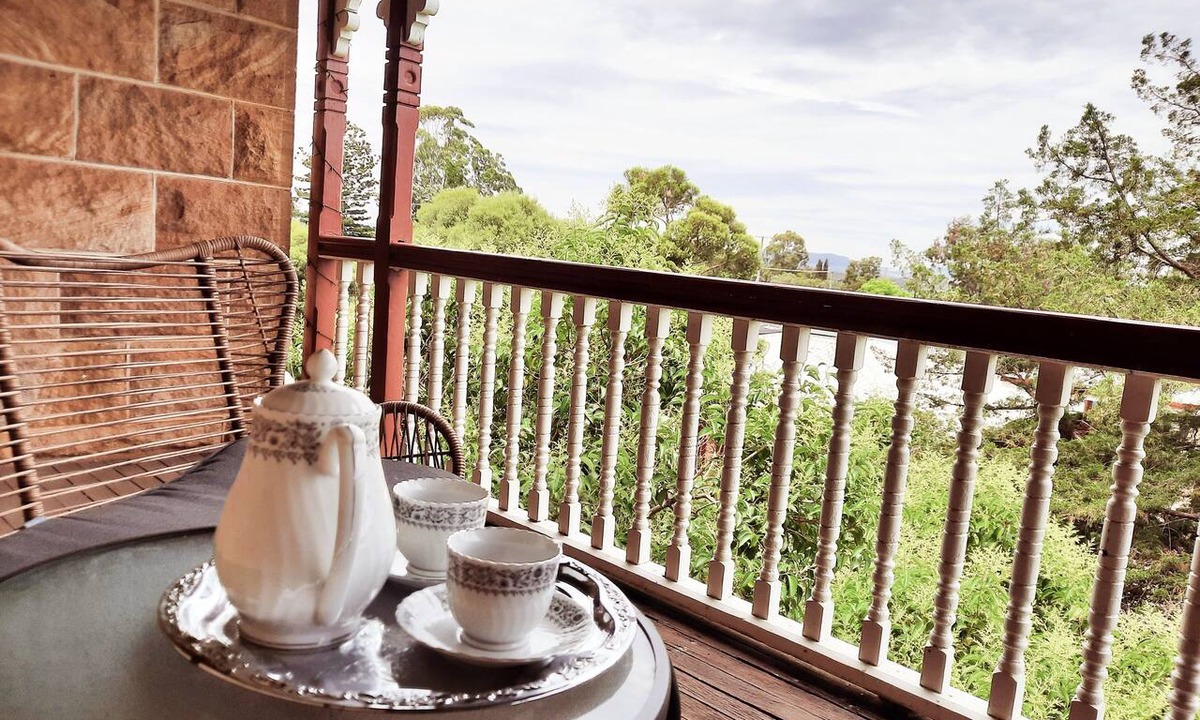 Warwick Hotel | The Abbey
