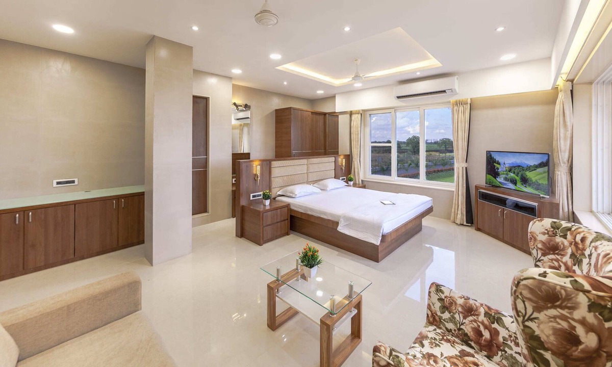Nanded Hotel | The Arowana Divine