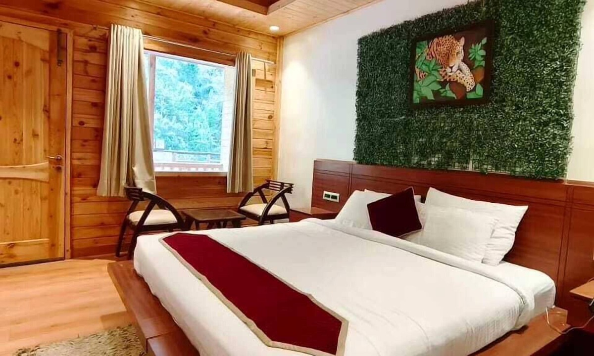 Lansdowne Hotel | The Corbett Downtown Resort