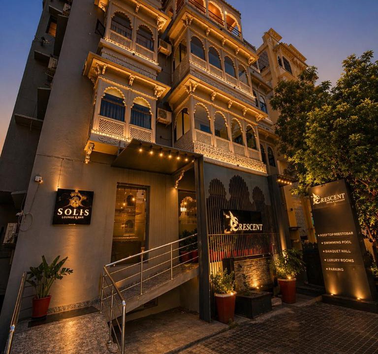 Mali Colony Hotel | The Crescent Udaipur, Boutique Hotel Near Lake Pichola with Pool