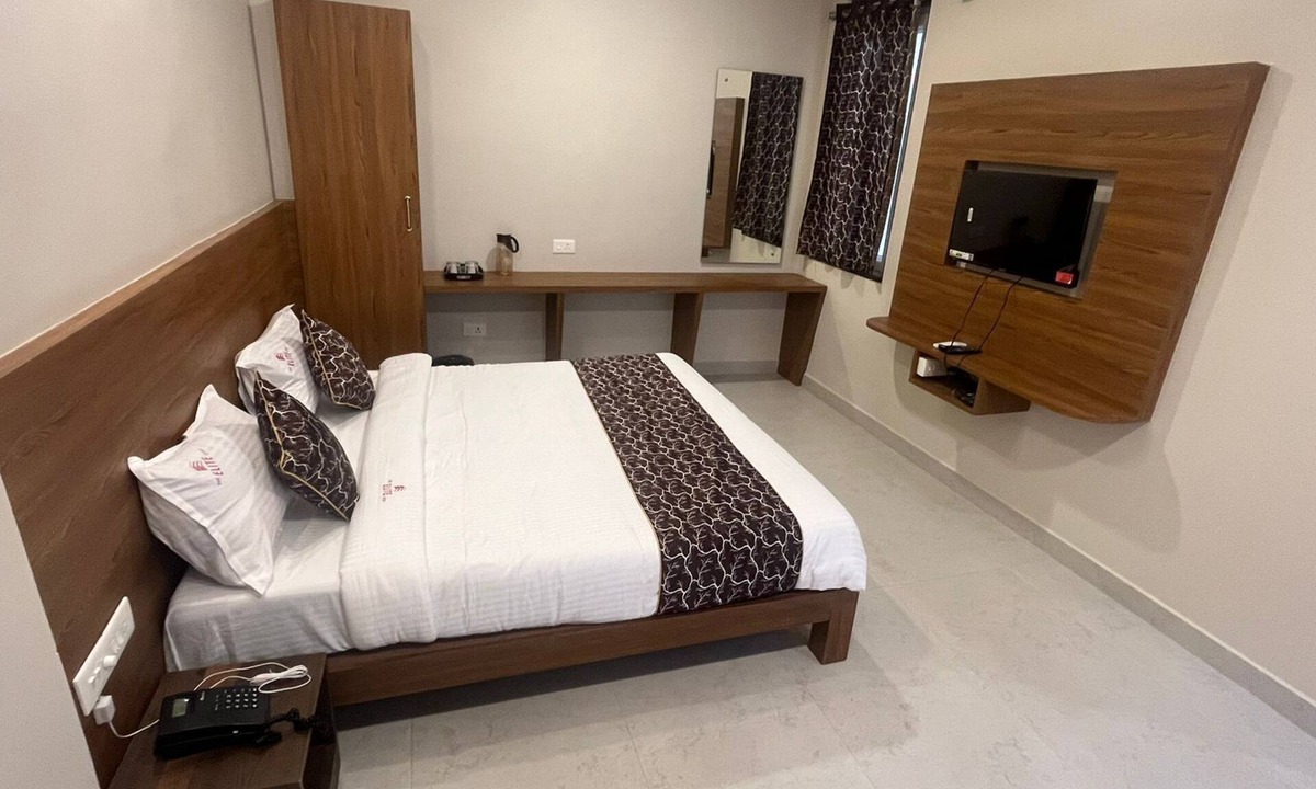 Visakhapatnam Hotel | The Elite Stay