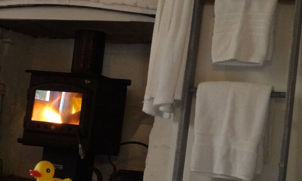 Yass Bed & Breakfast | The Globe Inn