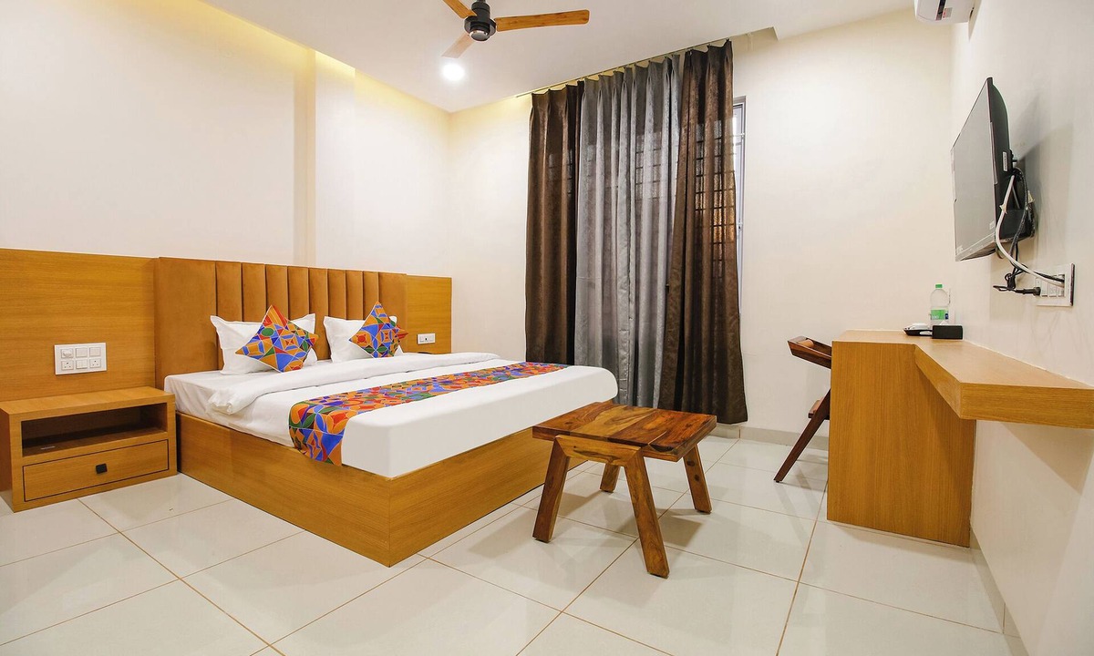Rau Hotel | The Gravity Inn