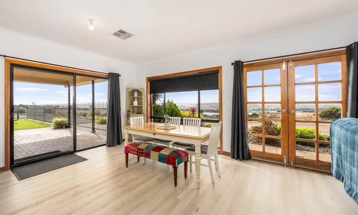 Mannum House | The Heights