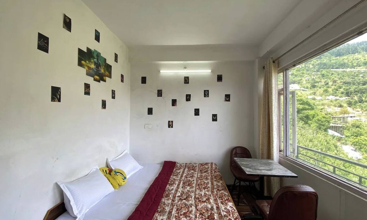 Kumharsain Hotel | The Himalayan Kitchen - Cafe & Rooms