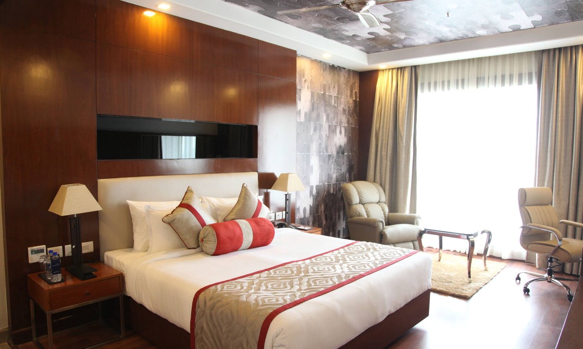 Behror Hotel | The Lal Vilas Hotel & Resort