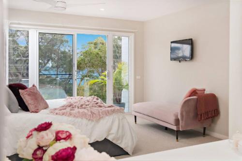 Corlette House | The Lookout