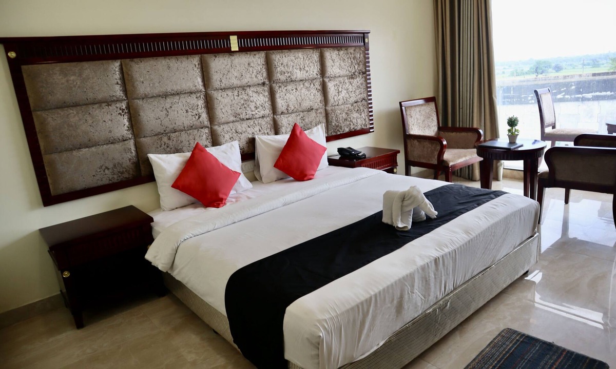 Itarsi Hotel | The Park