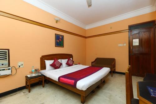 Periamet Hotel | The Park View Inn