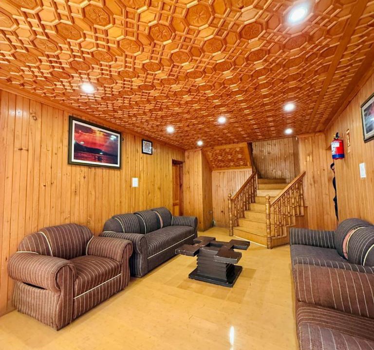 Pahalgam Hotel | The Pinus Resort