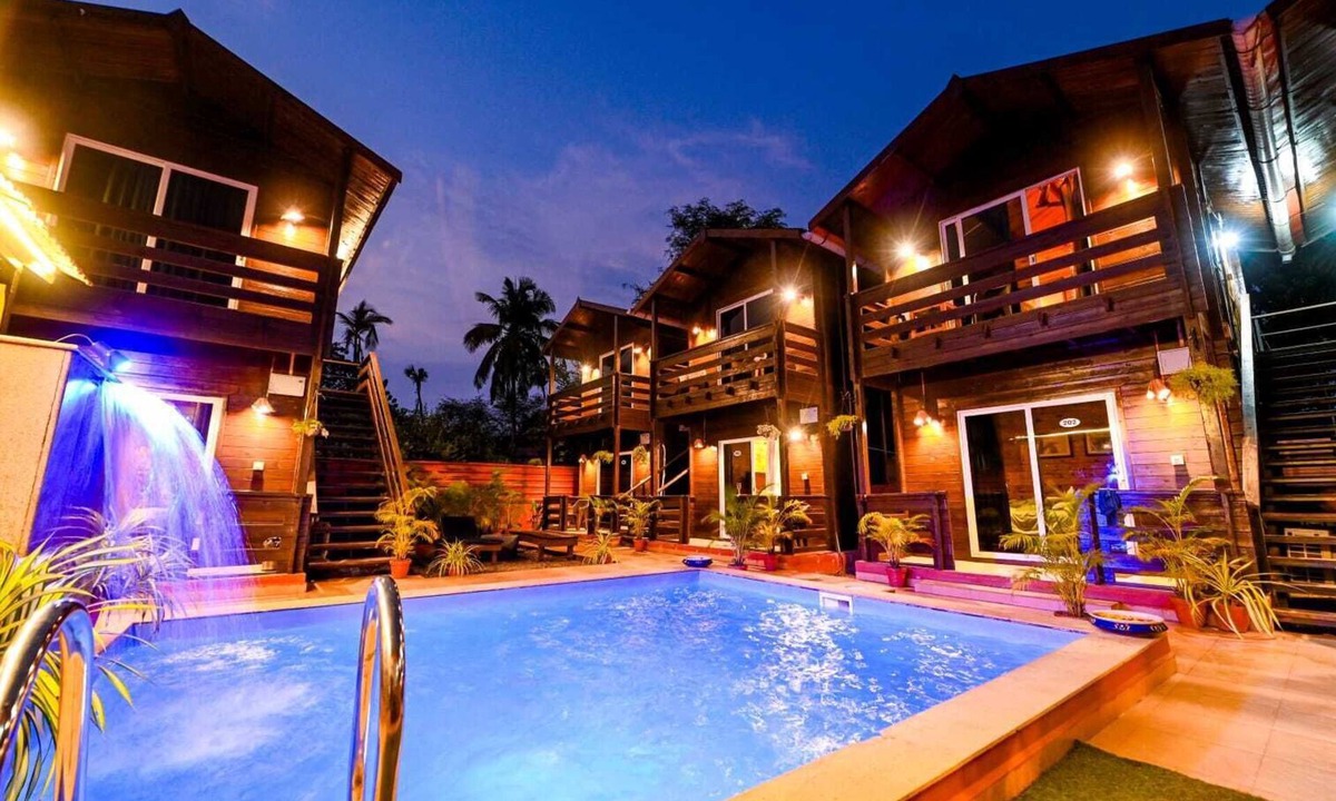 Morjim Hotel | The Plix Resort
