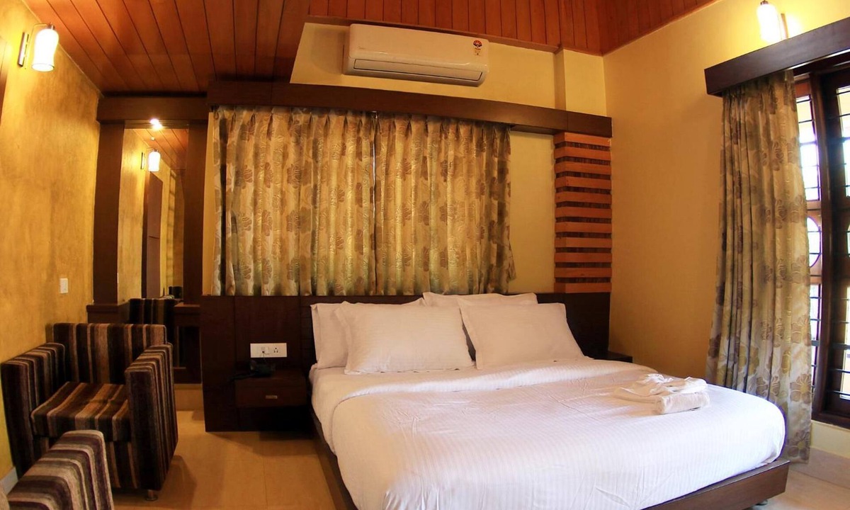 Uttar Kalamati Hotel | The Reserve Gorumara