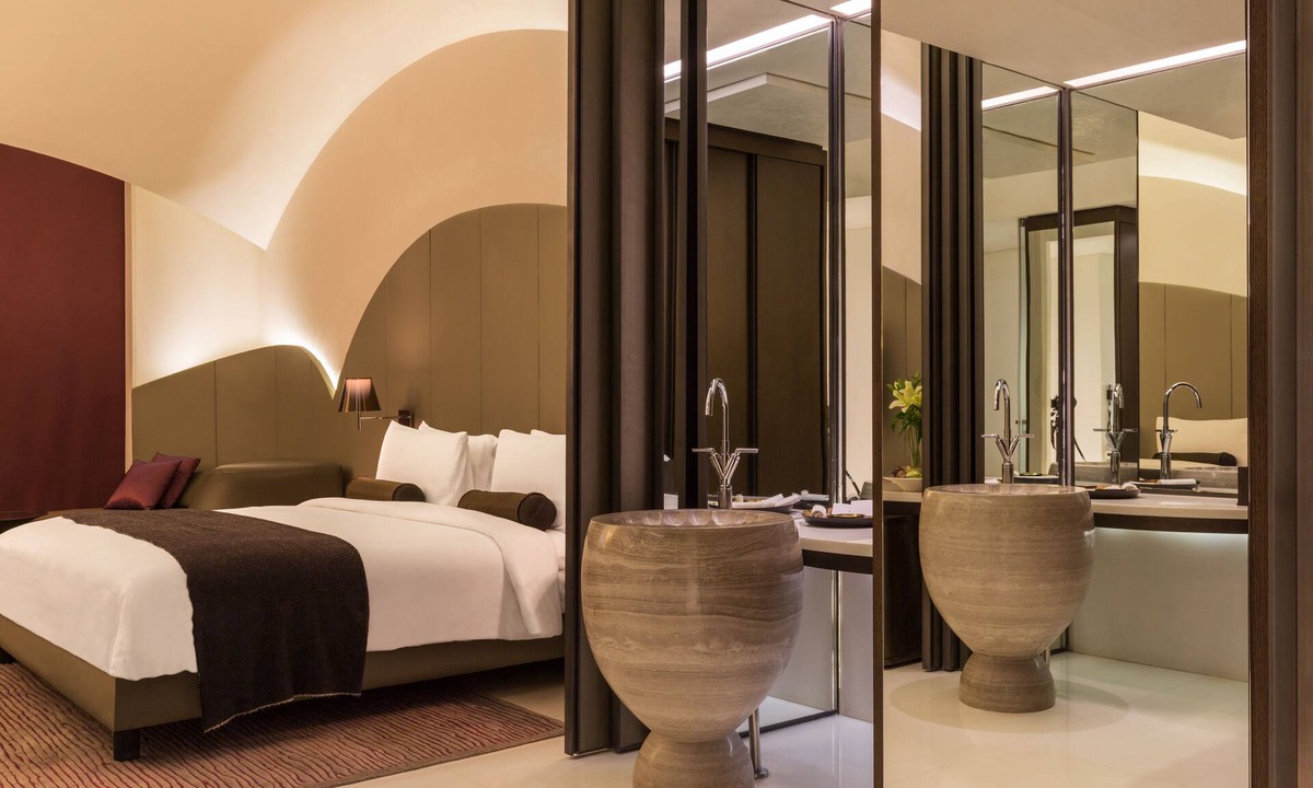 South West Hotel | The Roseate New Delhi