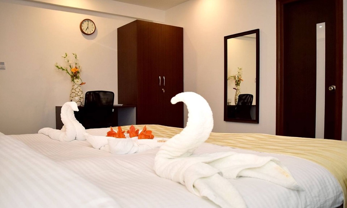 Yelahanka Hotel | The Verda Prakyathi