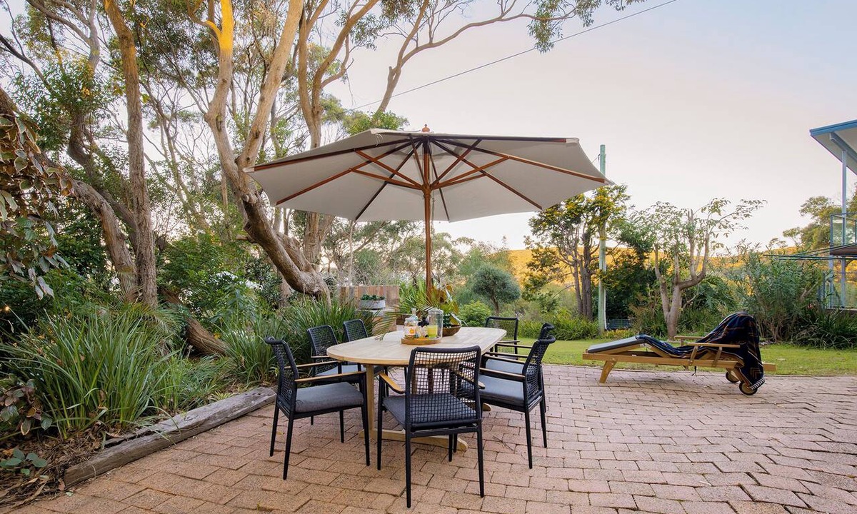 Macmasters Beach Apartment | Tide and Stillness Idyllic Garden Escape by the Sea