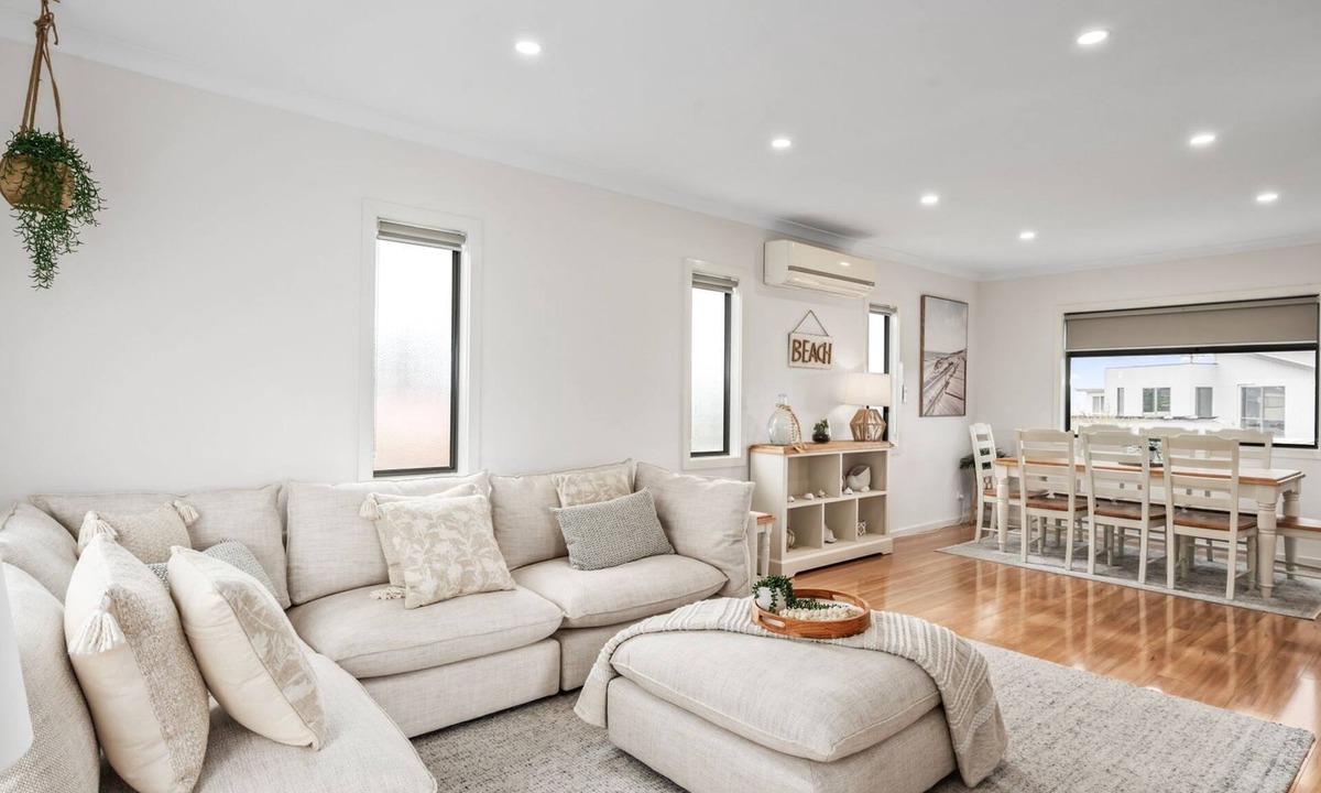 Indented Head House | Tides Edge - Your Coastal Retreat One Street from the Beach