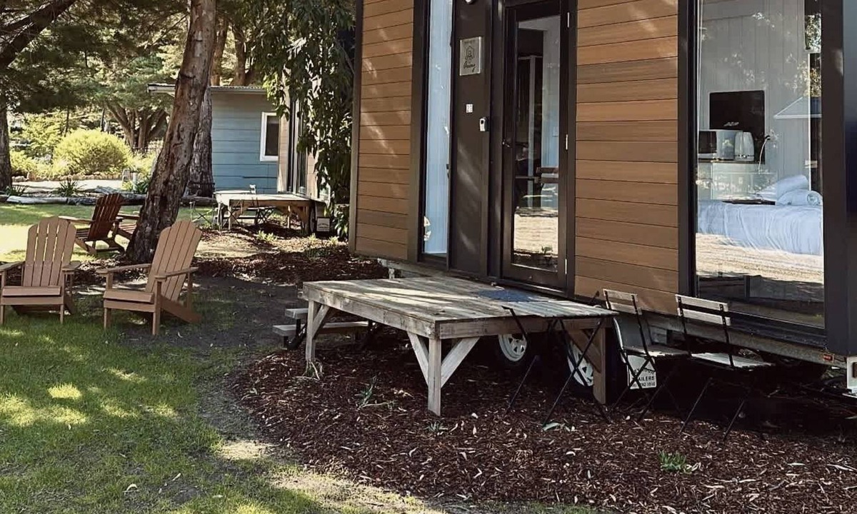 Dadswells Bridge House | Tiny House 17 at Grampians Edge by Tiny Away