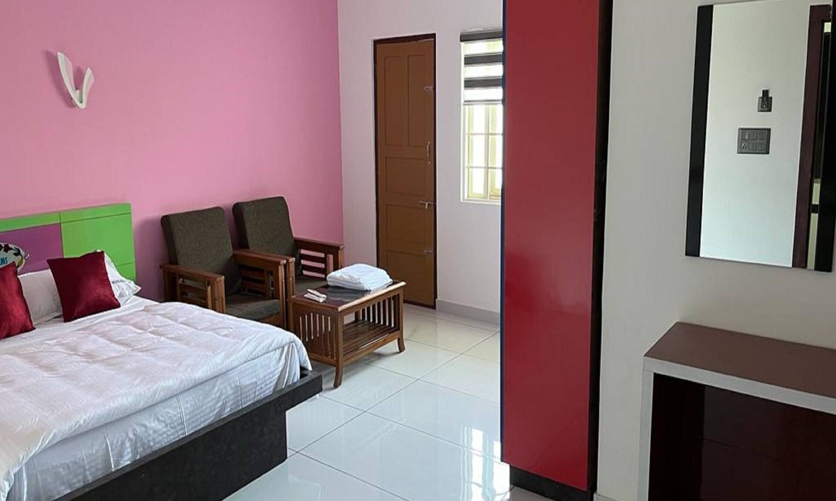 Nullatanni Hotel | Tomsons Resort