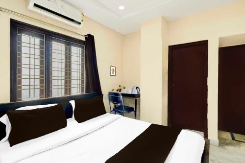 Hyderabad Hotel | Townhouse Kothapet Near Omini Hospital