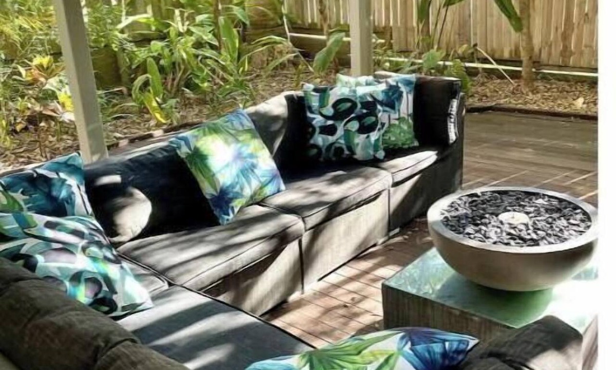 Coolum Beach Apartment | Tranquil 1-bedroom apartment with AC in Coolum Beach