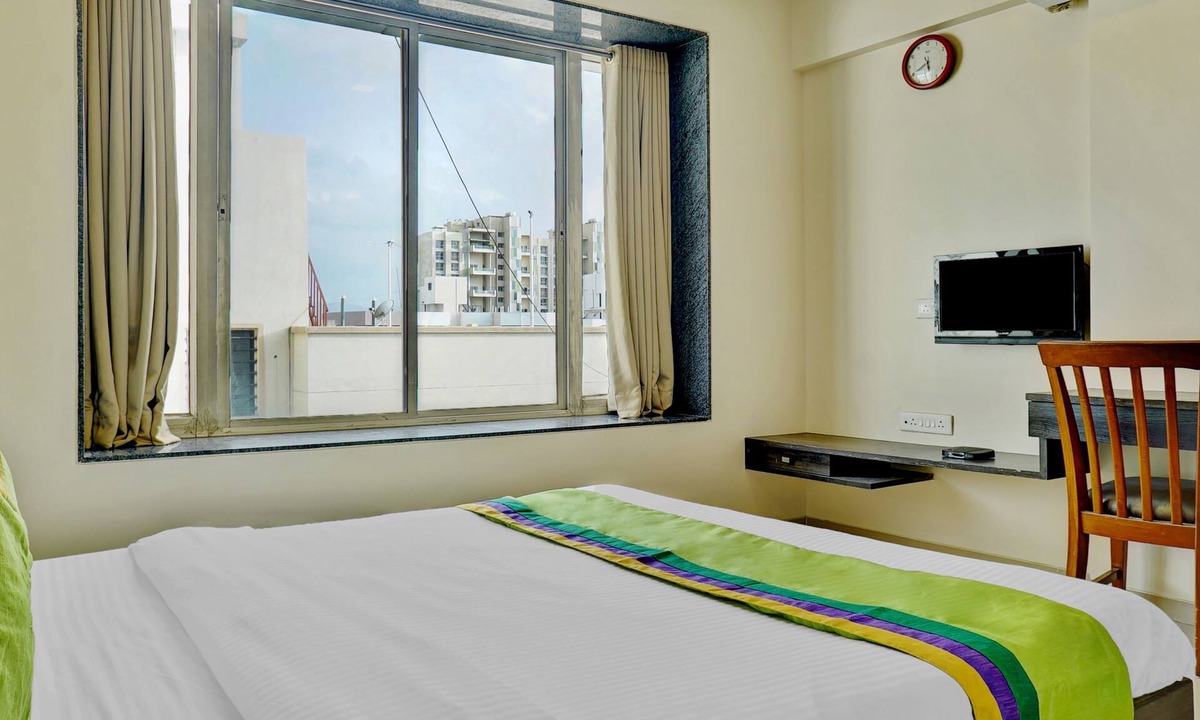 Hadapsar Hotel | Treebo Bhagyashree Executive