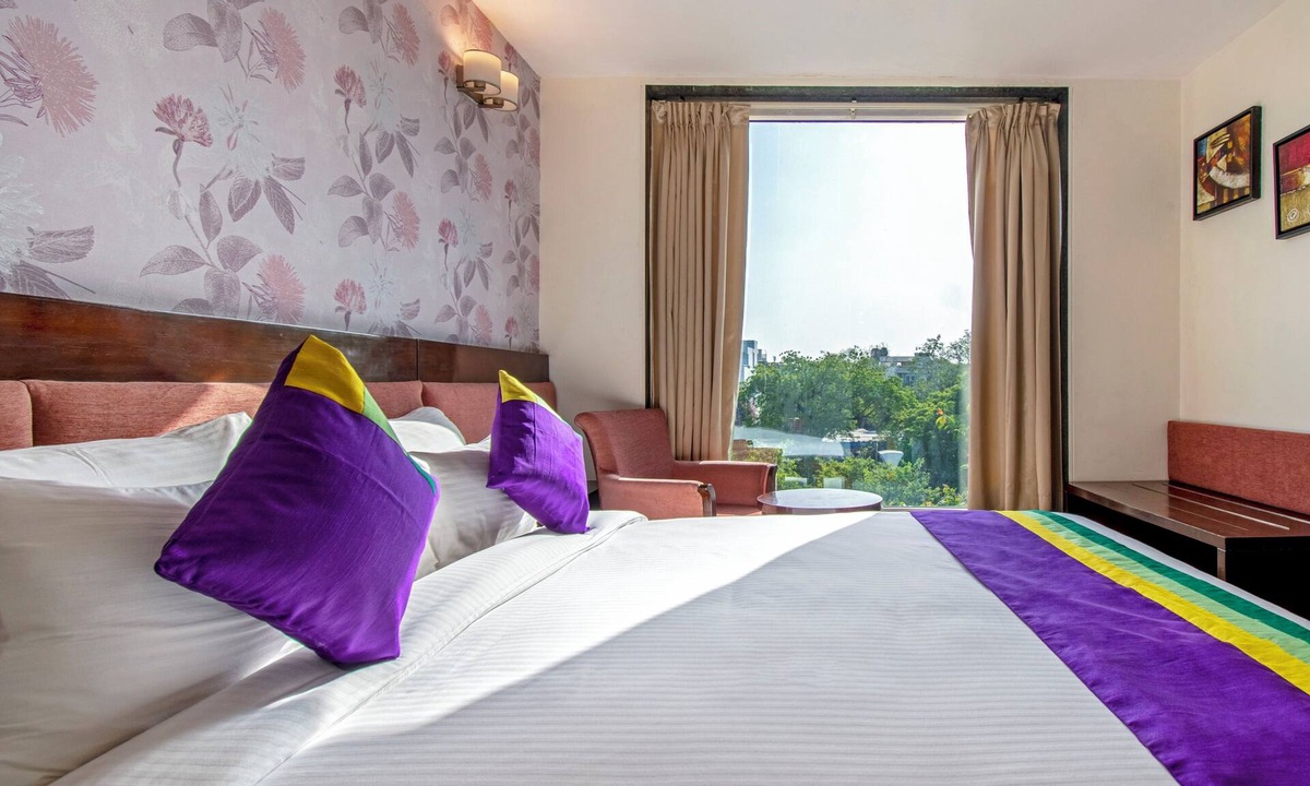 Bandra Kurla complex Hotel | Treebo BKC Minerva