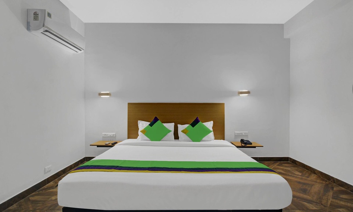 SR Nagar Hotel | Treebo Shubham SR Nagar