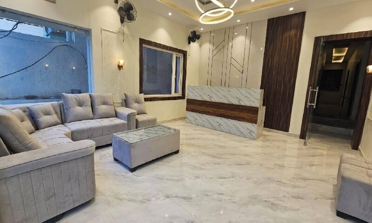 Varanasi Hotel | Triveni International