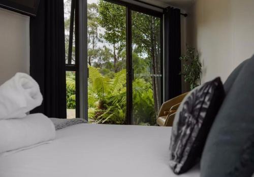 Tullah Hotel | Tullah Lakeside Lodge