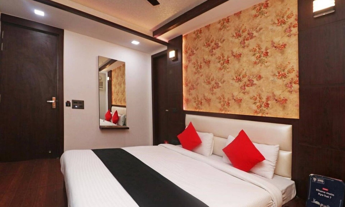 Basai Hotel | Twin or Standard Double Room